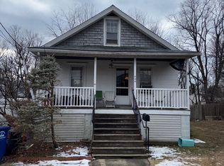 524 Cutler Ave, Maple Shade, NJ 08052