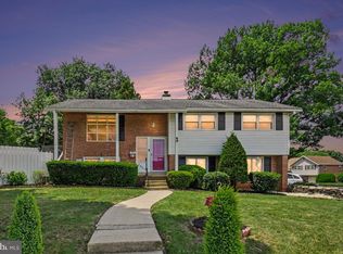 2400 Lindale Dr, West Lawn, PA 19609