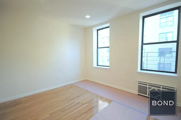 Rented by Bond New York | media 25