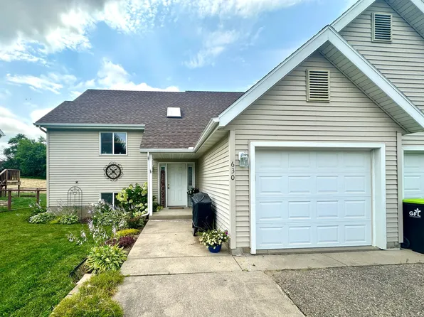 630 Jefferson Dr, Zumbrota, MN 55992