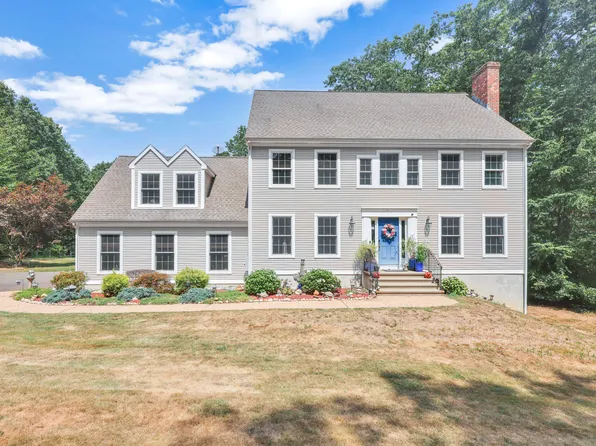 4 Huntington Drive, East Haddam, CT 06469