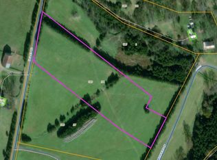 3 E Fadley Rd, Weyers Cave, VA 24486