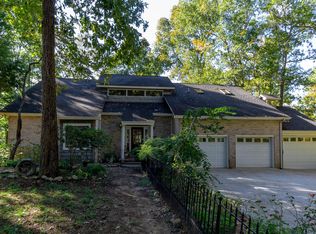 226 Fire Lake Dr, Manchester, TN 37355