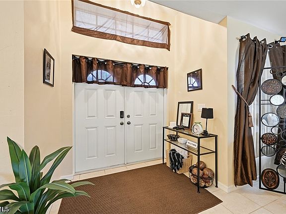 4th image of 309 SE 18th St