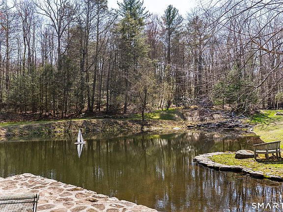 3rd image of 127 Steele Road