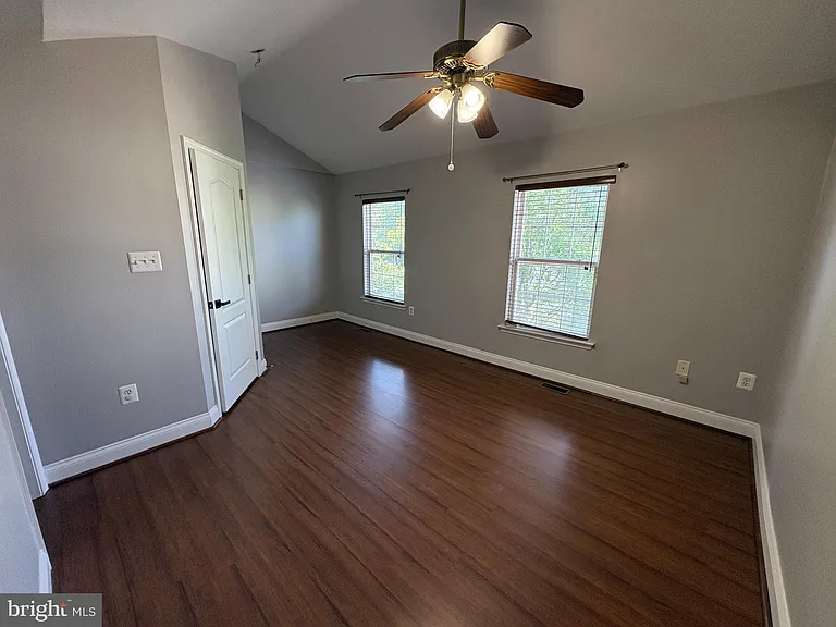 3847 Watkins Mill Dr — Photo 16