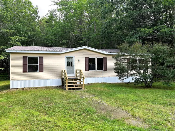 301 Swan Lake Avenue, Belfast, ME 04915