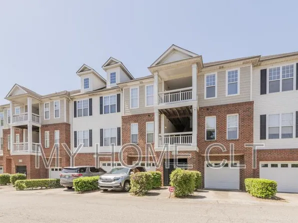 6716 Mallard Park Dr, Charlotte, NC 28262