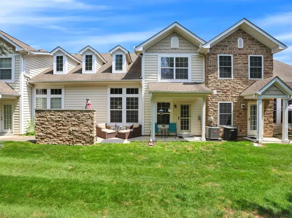 5065 Calais Dr, Columbus, OH 43221