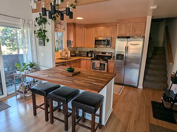 3rd image of 11633 Snowpeak Way #504