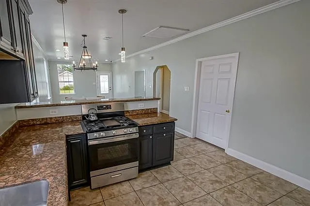 4714 Annette St — Photo 11