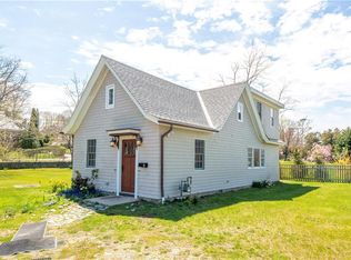 118 Harrison Ave #4, Newport, RI 02840