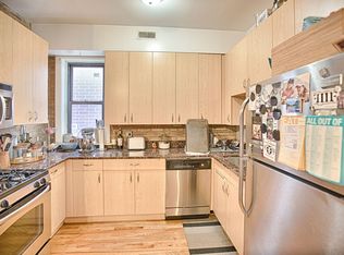 1511 W Chestnut St APT 3F, Chicago, IL 60642
