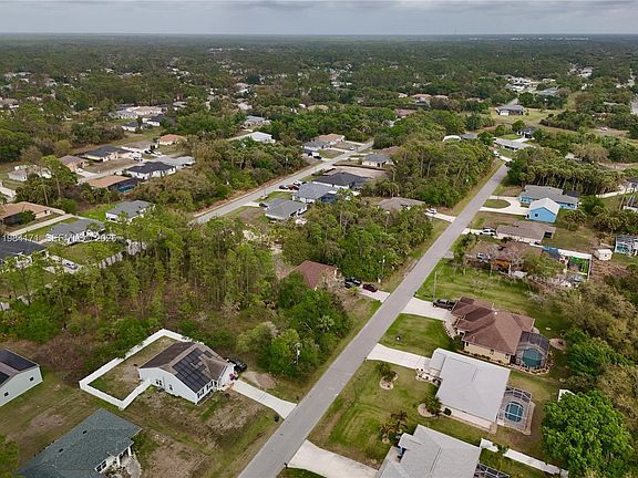 4th image of 0 La Rosa Ave