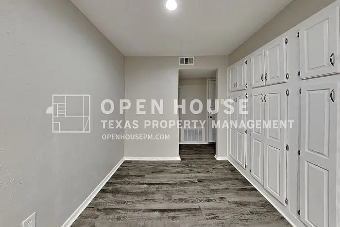 1480 Saint Patrick Dr — Photo 6