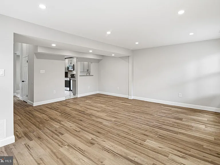 108 Allison Ct — Photo 11