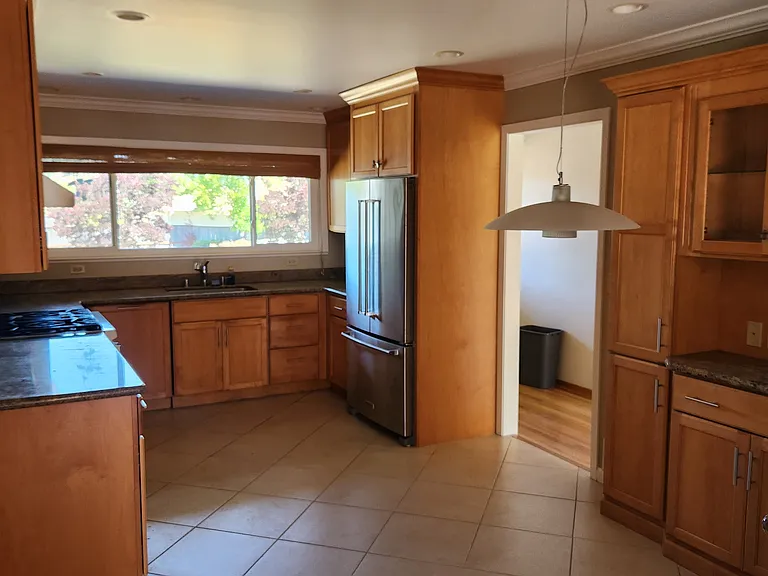 164 Madison Ave — Photo 6