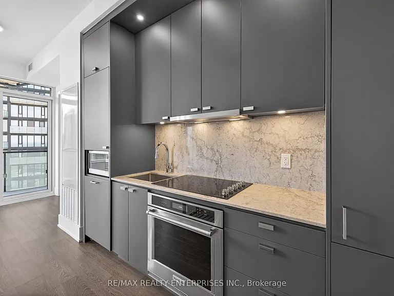 470 Front St W #2306 — Photo 5
