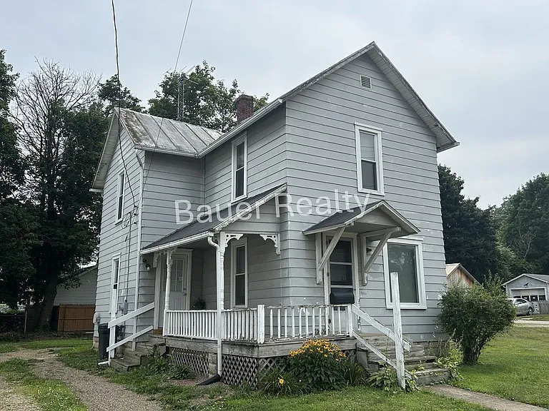 229 Ohio St — Photo 2