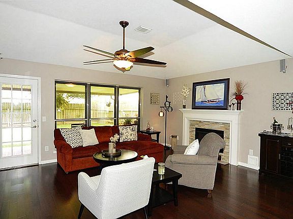 5th image of 10822 Spruce Dr S
