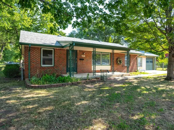 600 E Greenway St, Derby, KS 67037