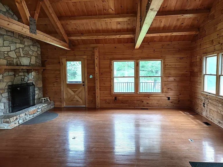 3922 Emrick Ln — Photo 9