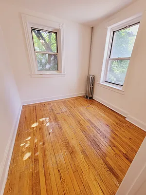 Rented by Brighton Management | media 9