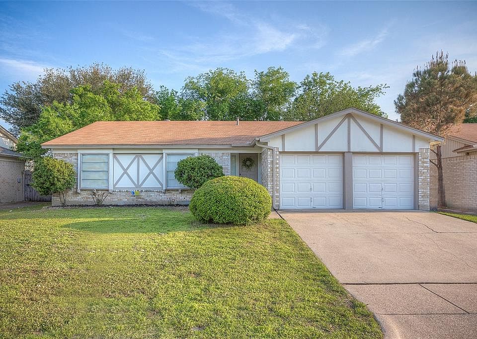 1st image of 505 Panay Way Dr