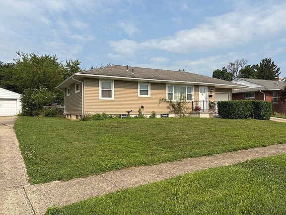 3rd image of 3833 Evans Dr