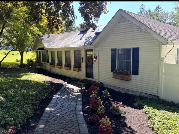 7 Penn Ave, Andover Twp., NJ 07860
