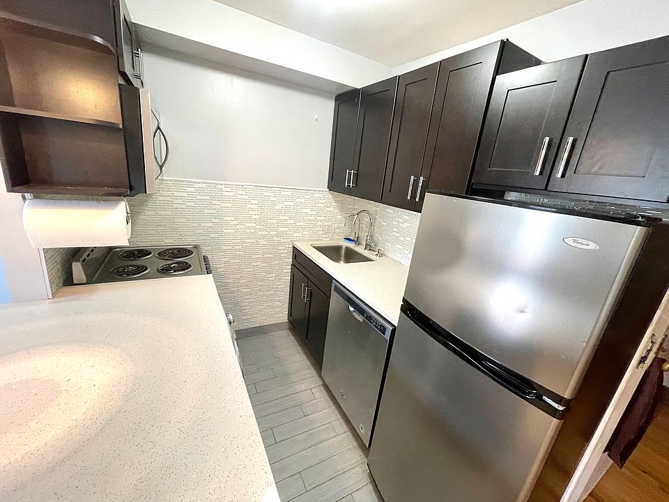 1st image of 21-22 29th St #3