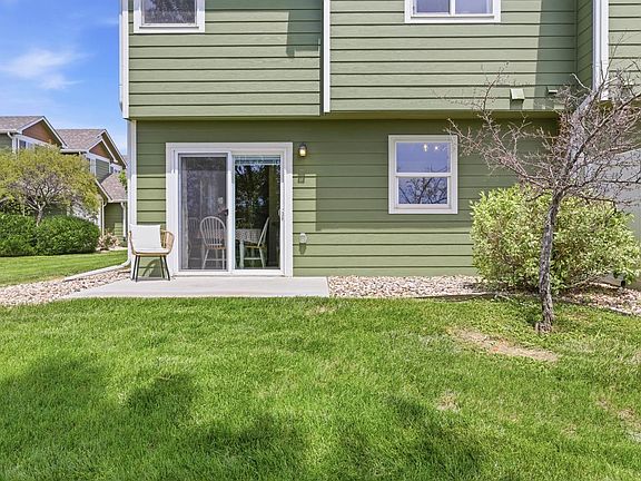 4th image of 802 Waterglen Dr #L-52