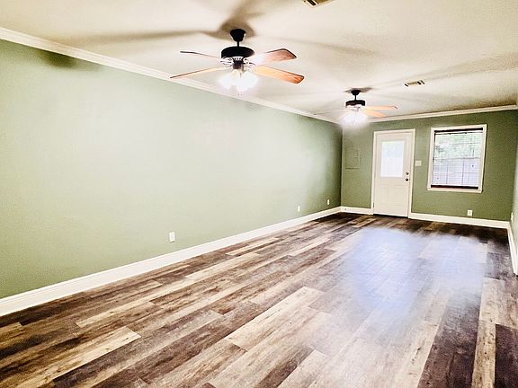 4th image of 214 Ryder Dr