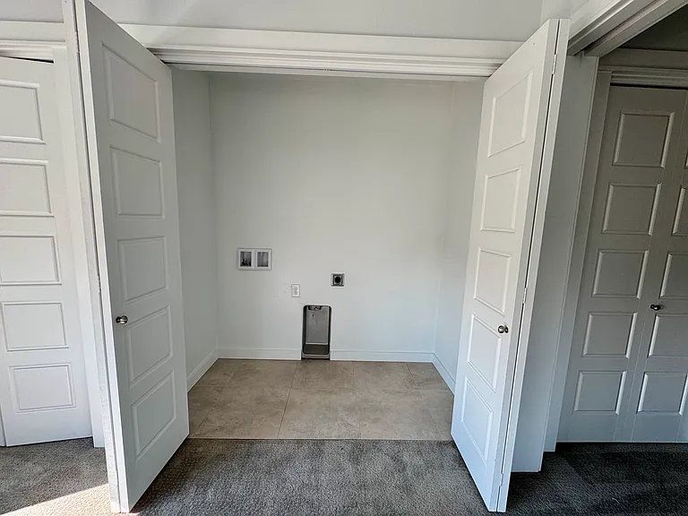 2927 Flurry Ln — Photo 13