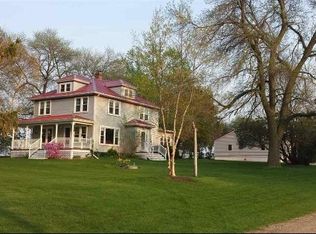 W4643 Bradley Rd, Rio, WI 53960