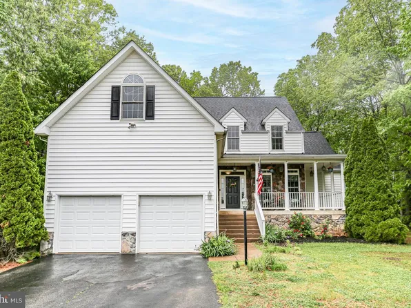 1472 Morris Pond Dr, Locust Grove, VA 22508