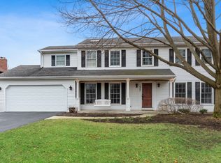 1907 Greensboro Dr, Wheaton, IL 60189