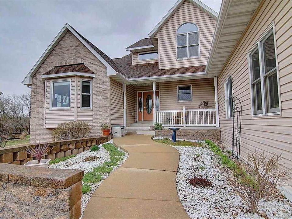 2332 Stonehaven Dr, Sun Prairie, WI 53590 Zillow