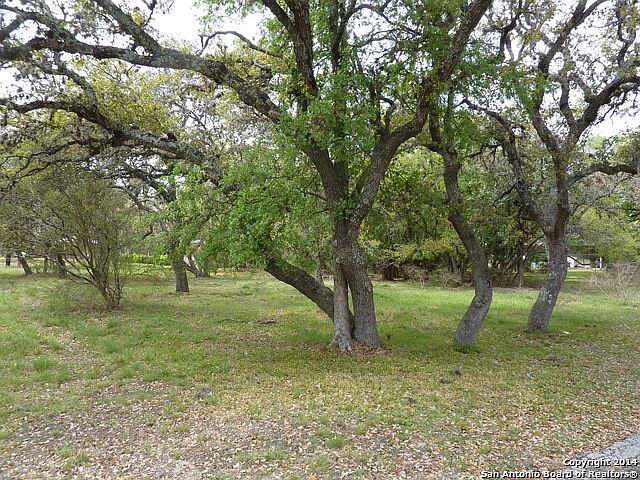 1st image of 425 El Portal Dr