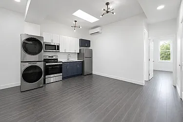 418 Rogers Avenue, #9