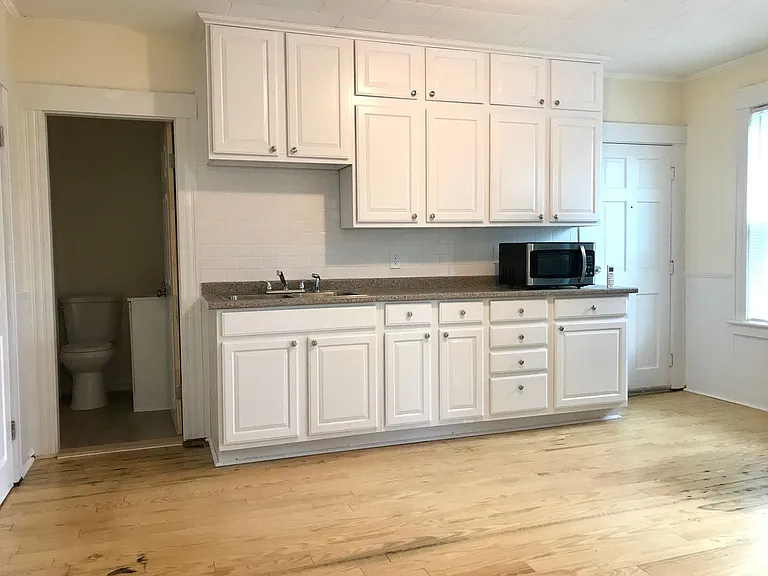20 Main St — Photo 11