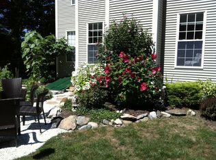 390 Sleepy Hollow Farm Rd, Warwick, RI 02886