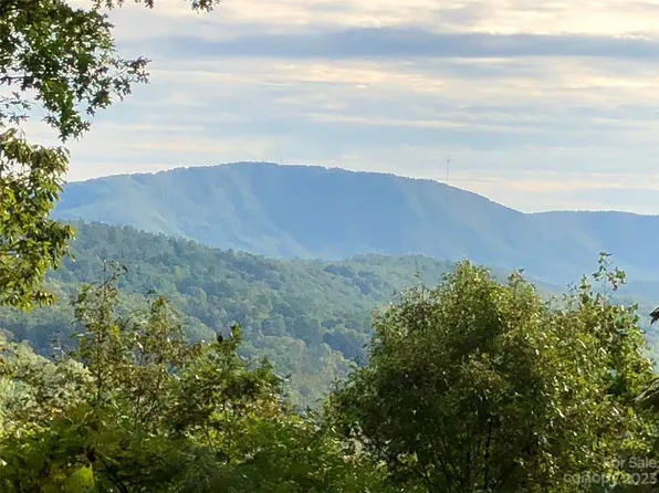 216 Bent Pine Trce #174, Hendersonville, NC 28739