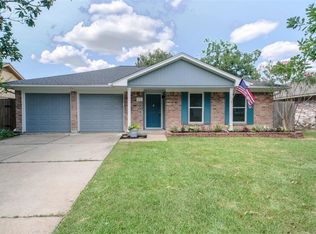 9718 Philmont Dr, Houston, TX 77080