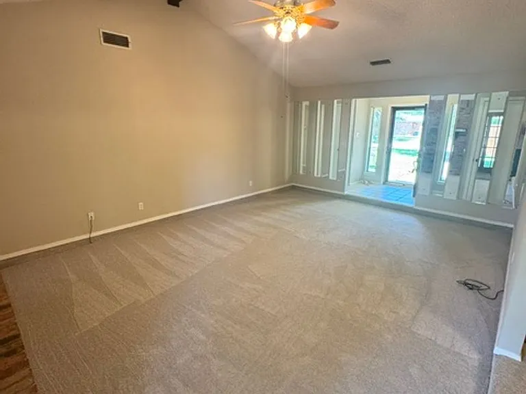 3134 Winterhawk Dr — Photo 5