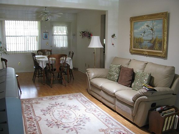 2nd image of 8876 SW 95th Ln Unit B