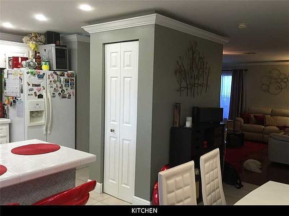4th image of 5158 S University Dr