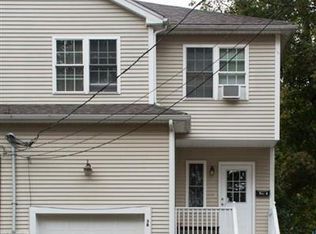 3 Robertson Rd #B, Worcester, MA 01602