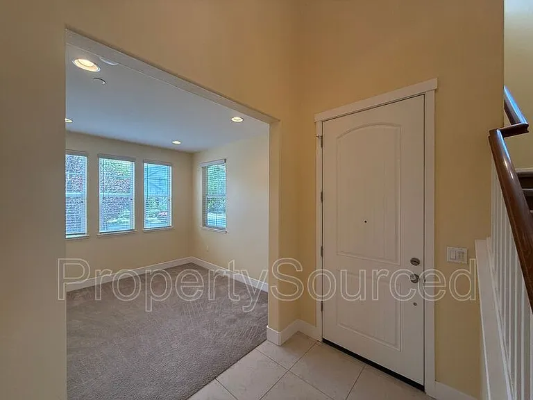 18517 Admiral Way — Photo 15