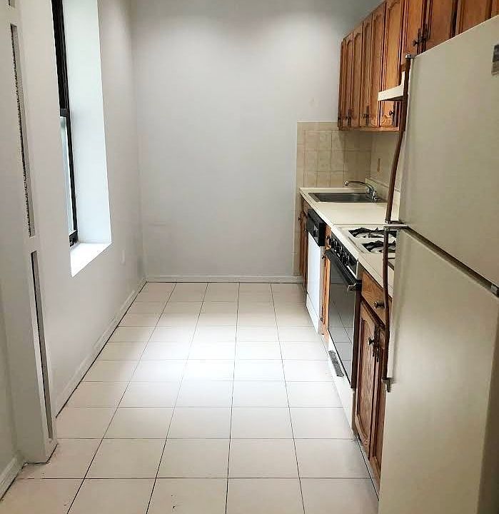 1st image of 3069 34th St APT 3B